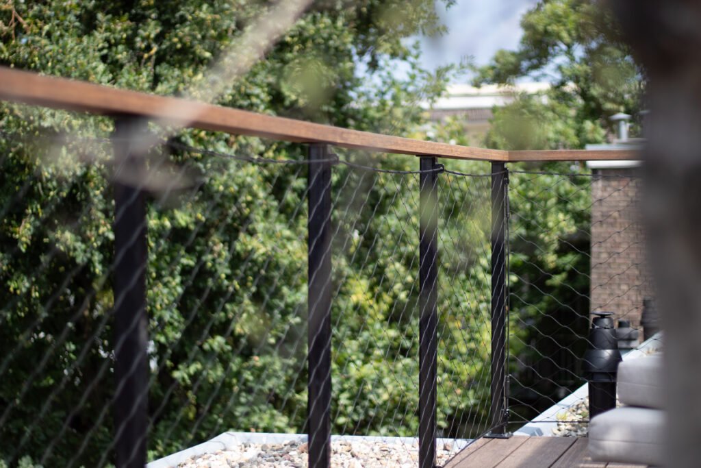 Balustrade met kabelnetvulling - Mesh Solutions