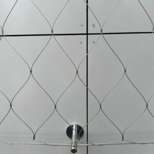 Buitendienst Gieten - Groene gevel, kabelnetten (05) - Mesh Solutions
