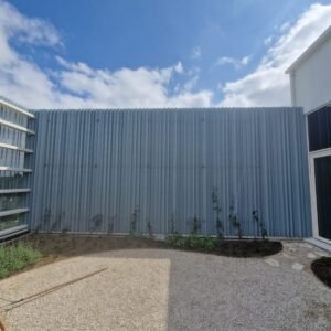 Diksmuide Politiebureau - Groene gevel, kabelnetten (05) - Mesh Solutions.